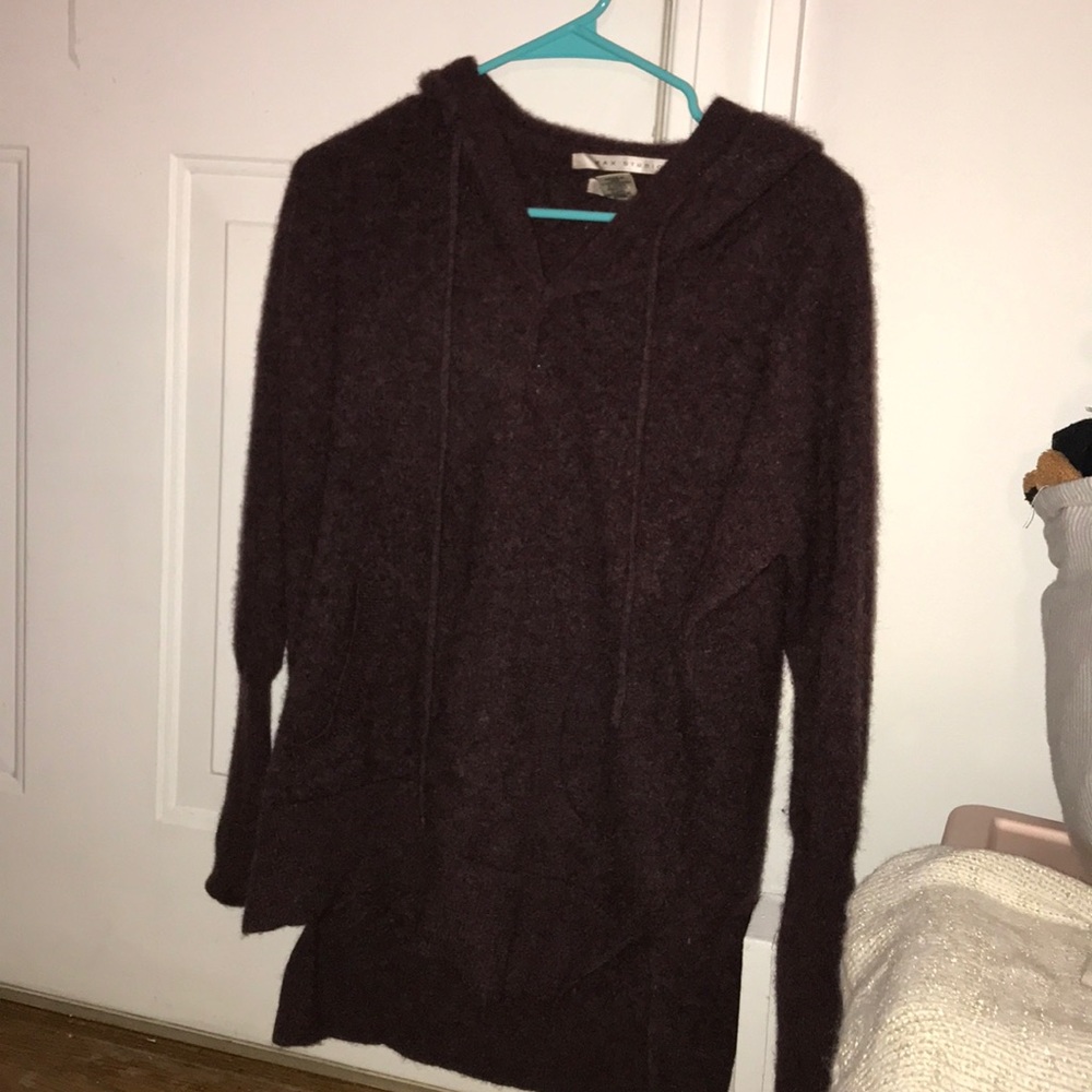 Light sweatshirt
